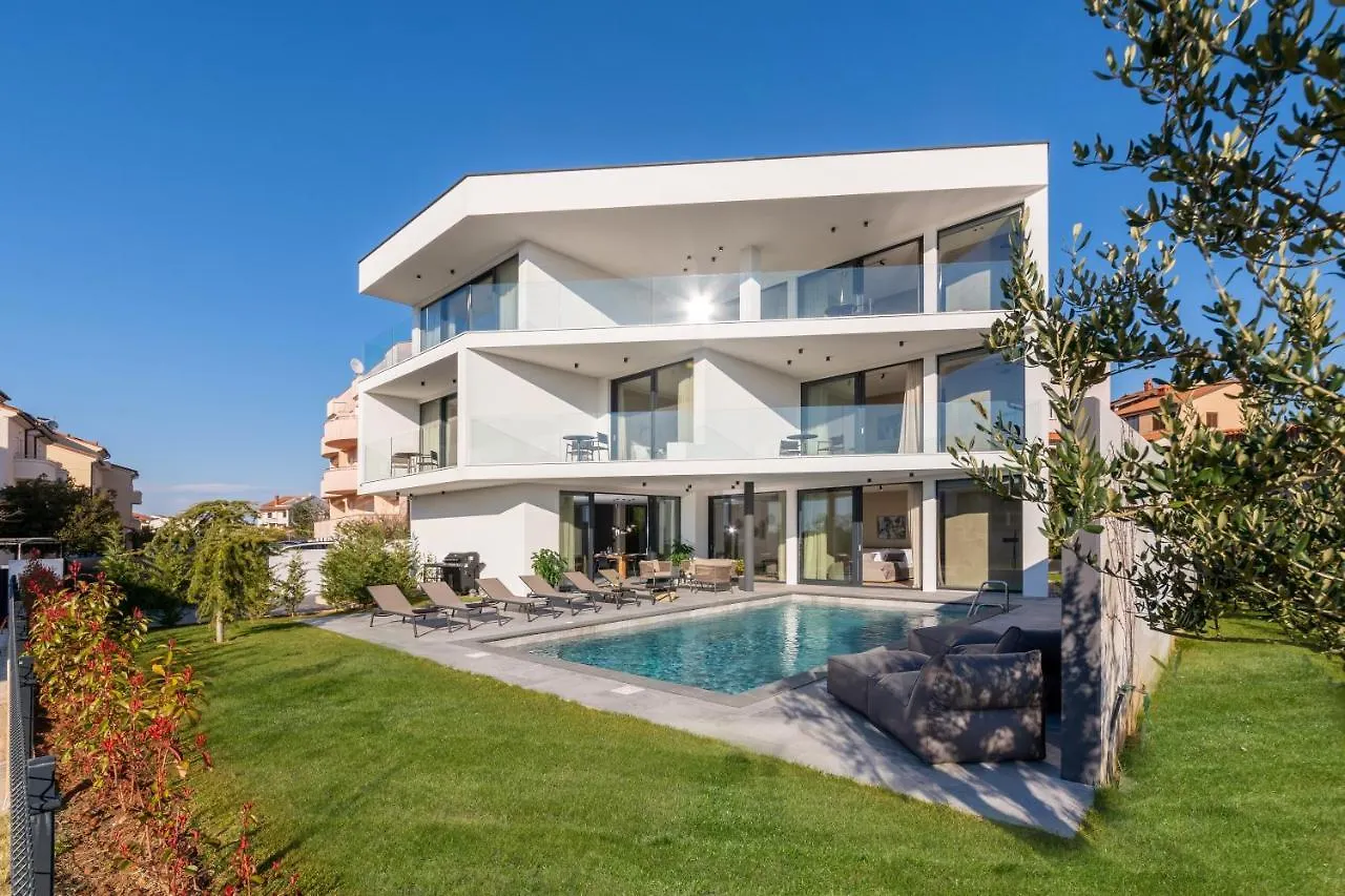 Luxury Villa Aruna Πούλα 0*,