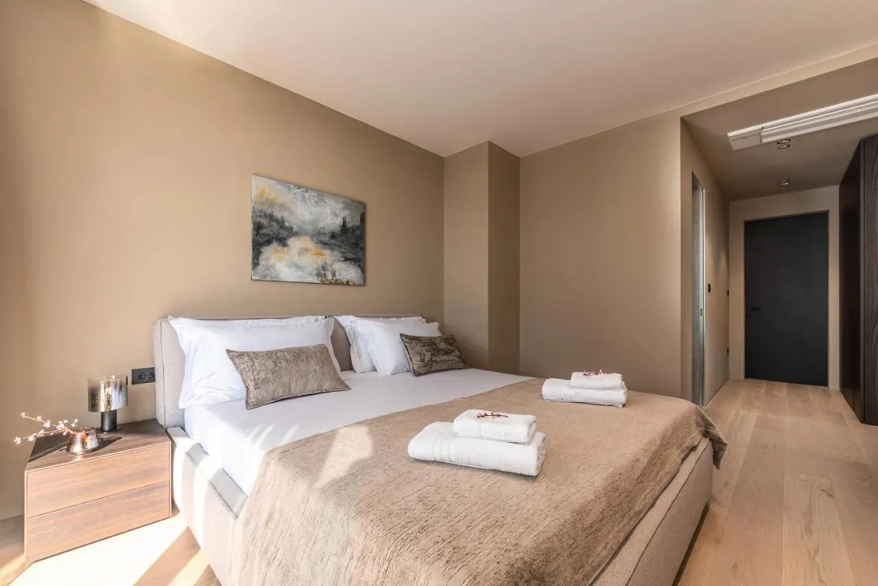 Luxury Villa Aruna Pula 0*,  Croatia